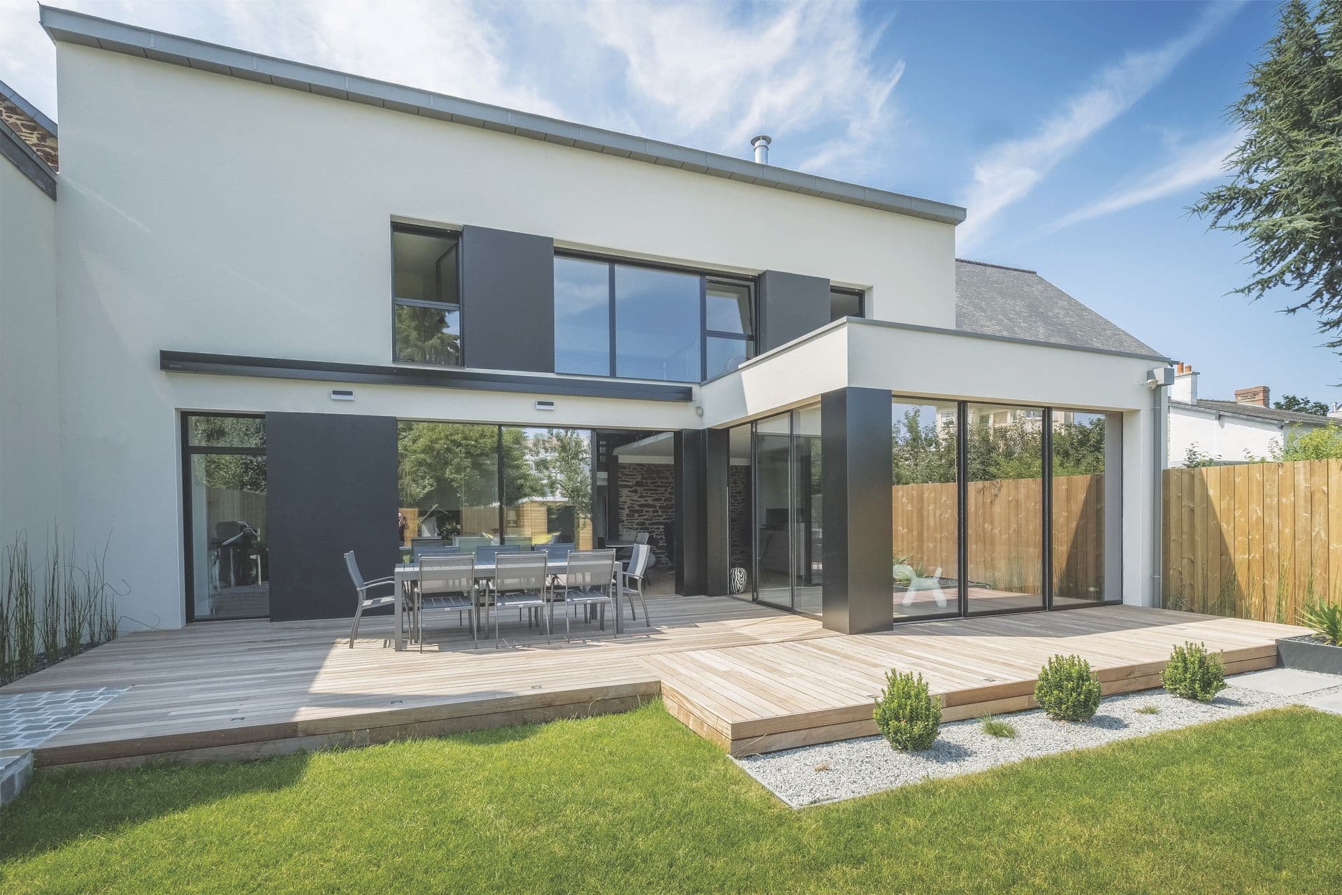 Vue extérieur jardin finit